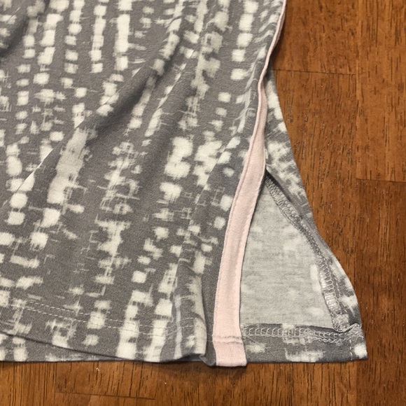 ❌SOLD❌ Sleep or Lounging Wear - Picture 5 of 8